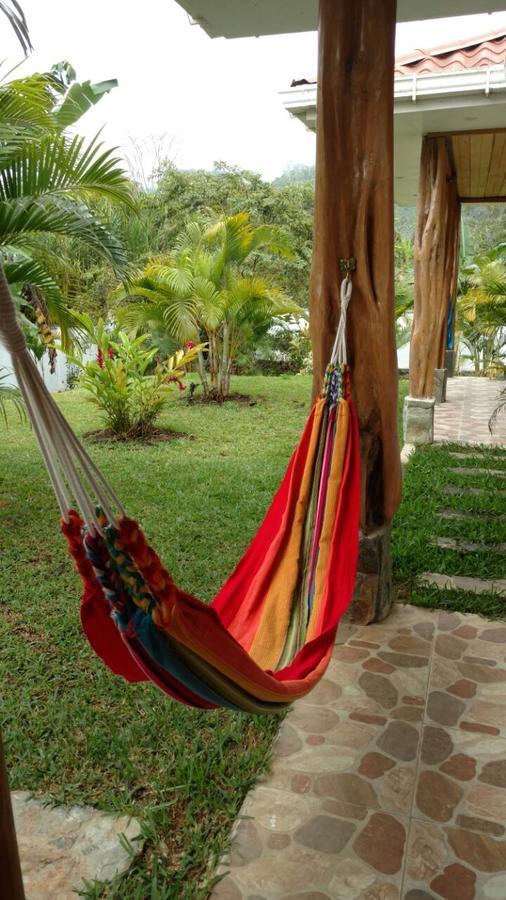 La Casa De La Abuela Villa Sucua Buitenkant foto